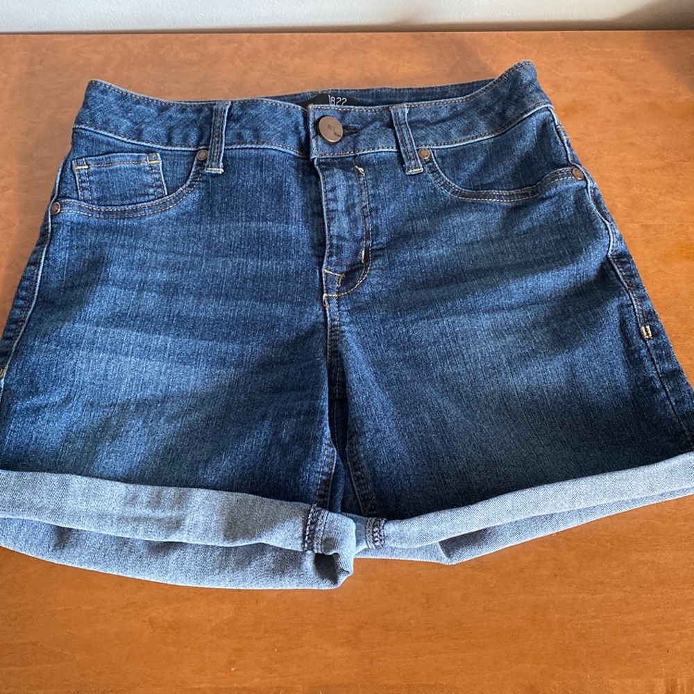 Women’s jean shorts